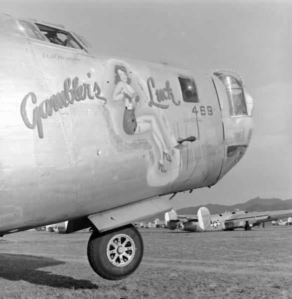B-24 Liberator "Gambler's Luck" awaiting the furnace at Kingman Army Air Field in Arizona B-24 Liberator "Gambler's Luck" awaiting the furnace at Kingman Army Air Field in Arizona